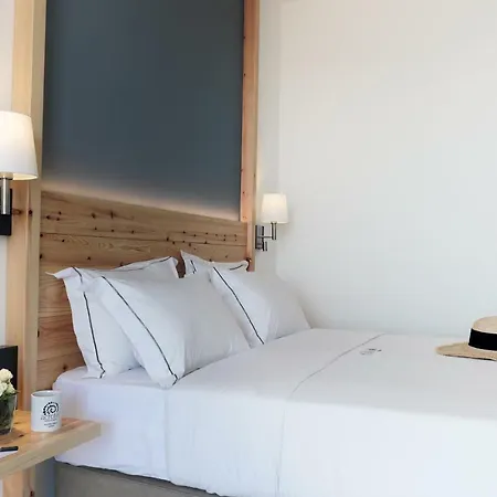 Acrotel Elea 4*