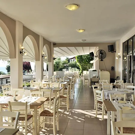 Acrotel Elea 4*